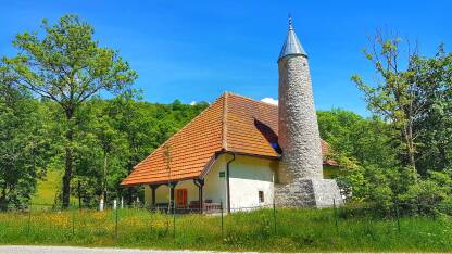 Džamija u Umoljanima na Bjelašnici.