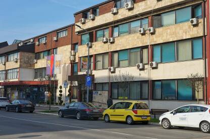 Zgrada u kojoj se nalazi Gradska uprava grada Gradiška i Skupština grada.