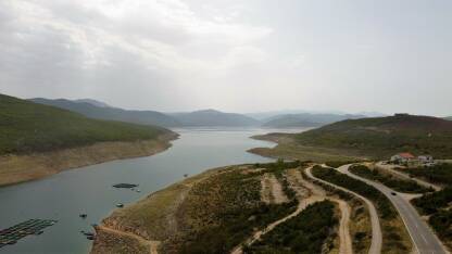Bilećko jezero je umjetno jezero na rijeci Trebišnjici kod Bileće (Istočna Hercegovina, BiH). Drugo je najveće umjetno jezero na Balkanu.