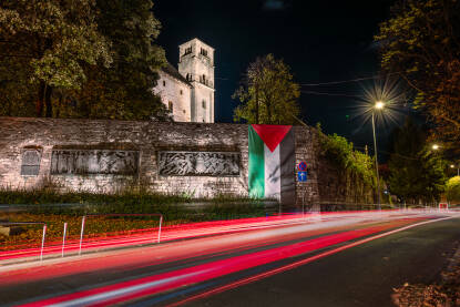 Zastava Palestine u centru grada Bihaća