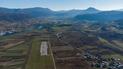 Aerodrom u Golubiću kod Bihaća