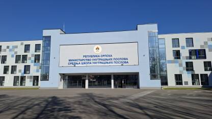 Srednja škola unutrašnjih poslova RS Zgrada Srednje škole unutrašnjih poslova u Centru za obuku MUP-a RS u Zalužanima kod Banje Luke