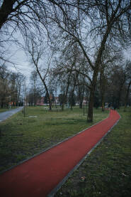 Staza za trčanje u Gradskom parku u Brčkom