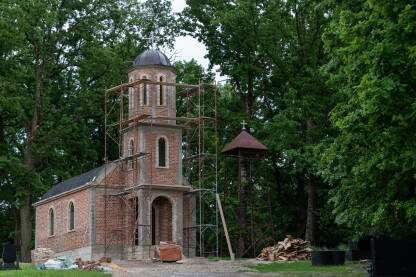 Pravoslavna crkva u izgradnji u Polju kod Dervente