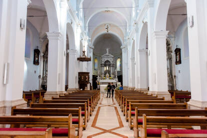 Franjevački samostan i crkva sv. Franje Asiškog u Imotskom