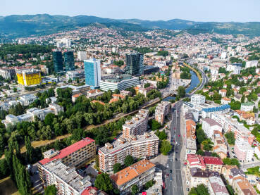 Sarajevo, BiH, snimak dronom Panorama grada.