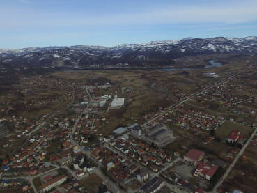 Panorama Bratunca sa veliki visine.