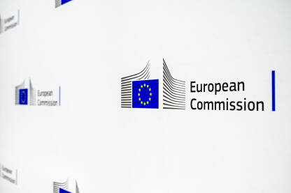 Europska komisija, logo. EU institucije. Europska komisija, logo. Institucije Evropske unije. EU simboli.