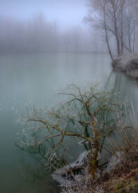 Zima na jezeru.Jezero Laminci.