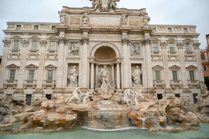 Rim, Italija: Fontana di Trevi, popularna znamenitost u Rimu.