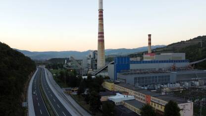 Termoelektrana Kakanj je jedna od nekoliko termoelektrana na području Bosne i Hercegovine. Nalazi se u Čatićima, nedaleko od Kaknja. Počela je sa radom 1985. godine.