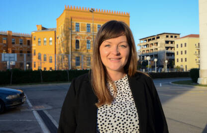 Irma Baralija, političarka, aktivistica, profesorica filozofije i sociologije te magistrica političkih nauka iz Mostara.