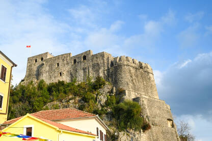 Herceg Novi, Crna Gora. Tvrđava iznad grada.