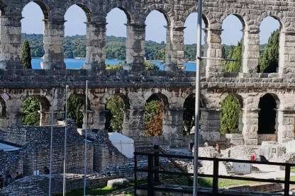 Pulska Arena. Antički amfiteatar iz rimskog doba u centru grada. Pula, Istra, Hrvatska