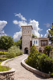 Manastir Tvrdoš se nalazi nedaleko od Trebinja. Manastir je sjedište Zahumsko-hercegovačke i primorske eparhije i izgrađen je 1509. godine, na temeljima crkve iz IV vijeka.