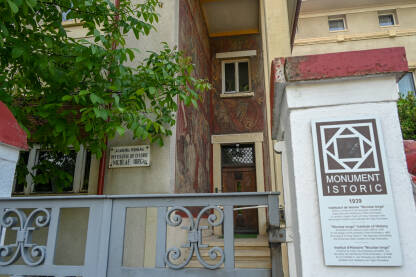 Istorijski institut Nicolae Iorga, Bukurešt. Institut u sklopu Rumunske akademije. Institut u Rumuniji za izučavanje istorije.